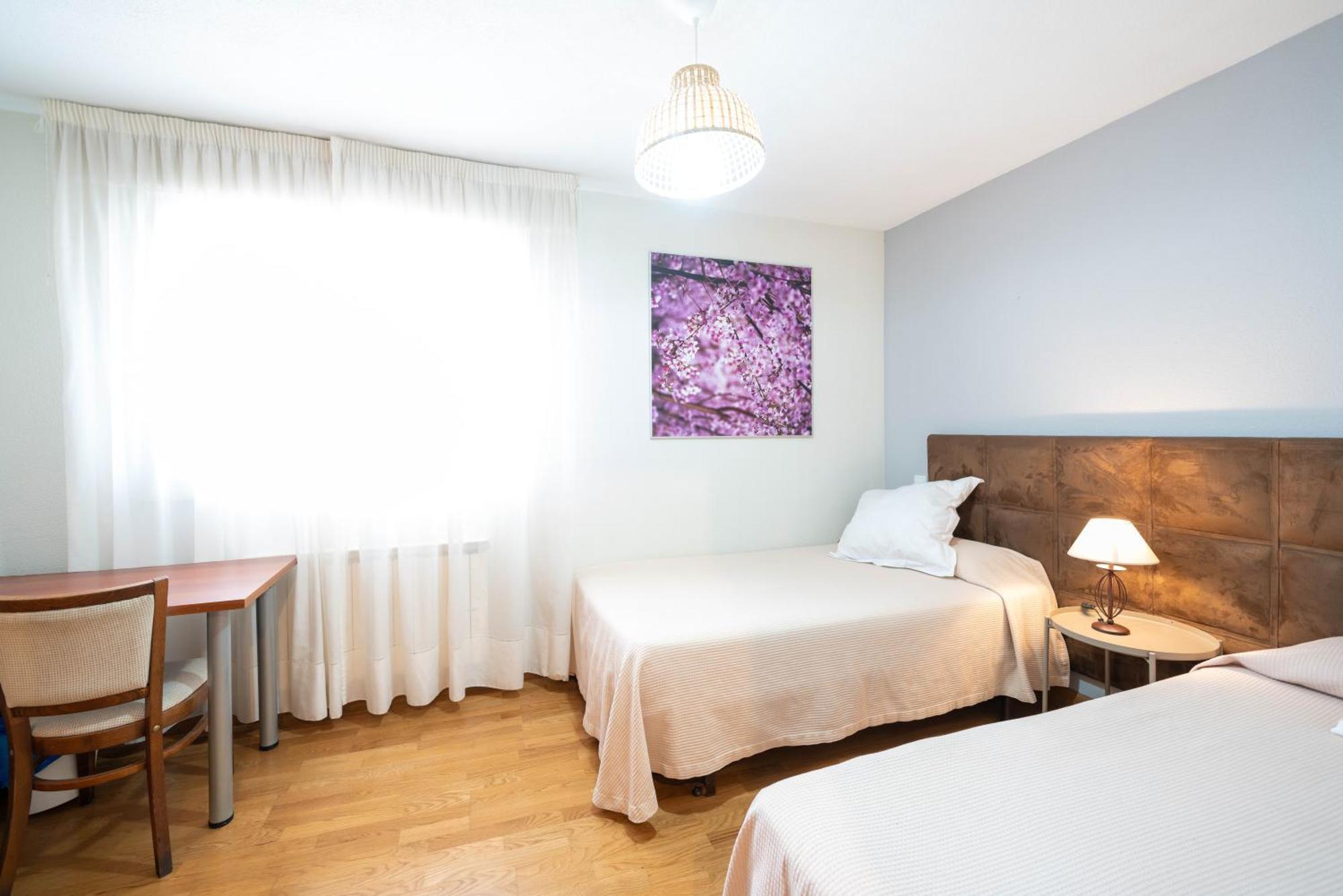 Apartamentos Go- Chalet Calera, Parking Gratuito Arroyo de la Encomienda Zewnętrze zdjęcie